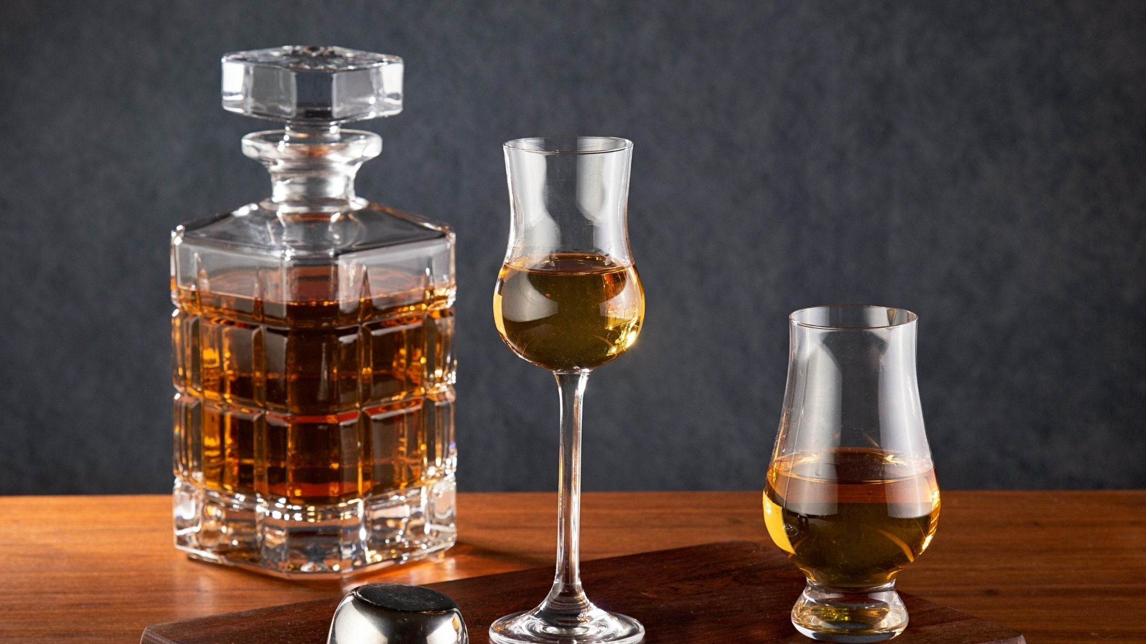 How to Throw a Luxe House Party. Without Breaking the Bank?