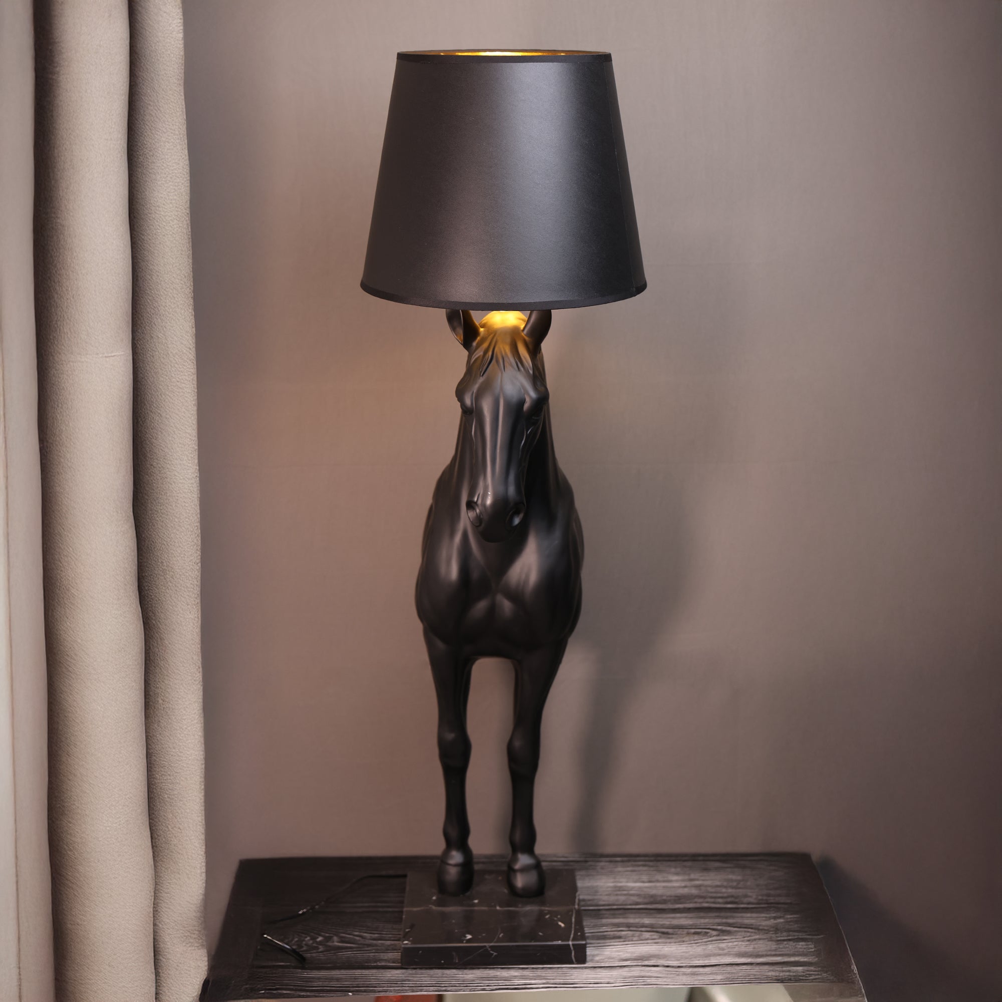 MajesticStride Horse Lamp Console
