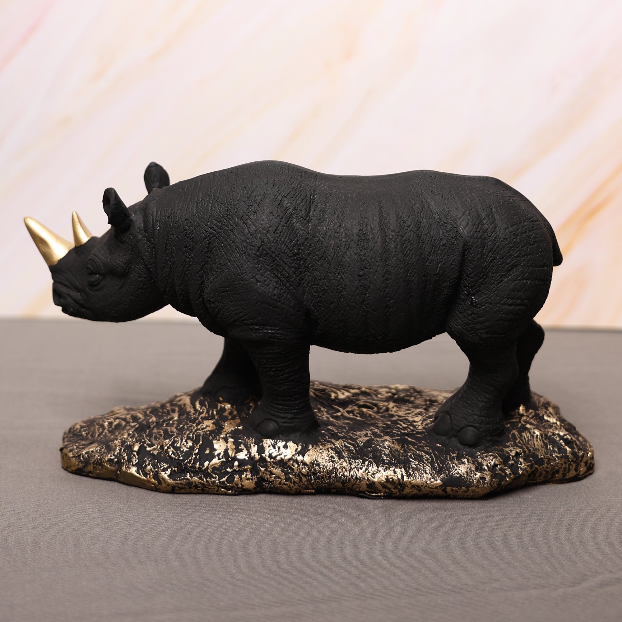Rhino Decor