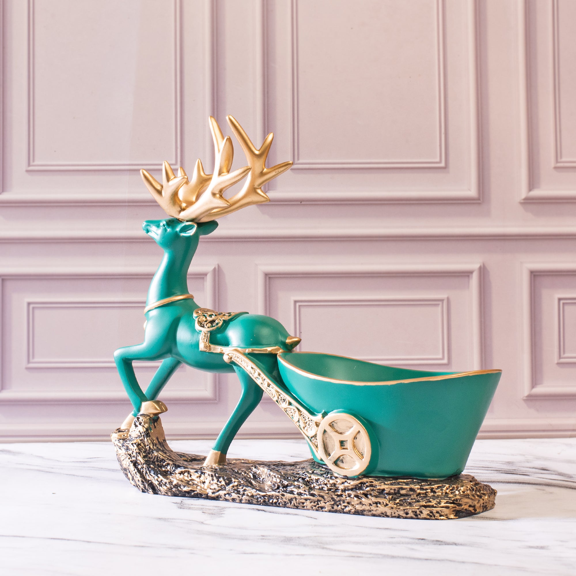 DEER DECORATIVE ORGANIZER