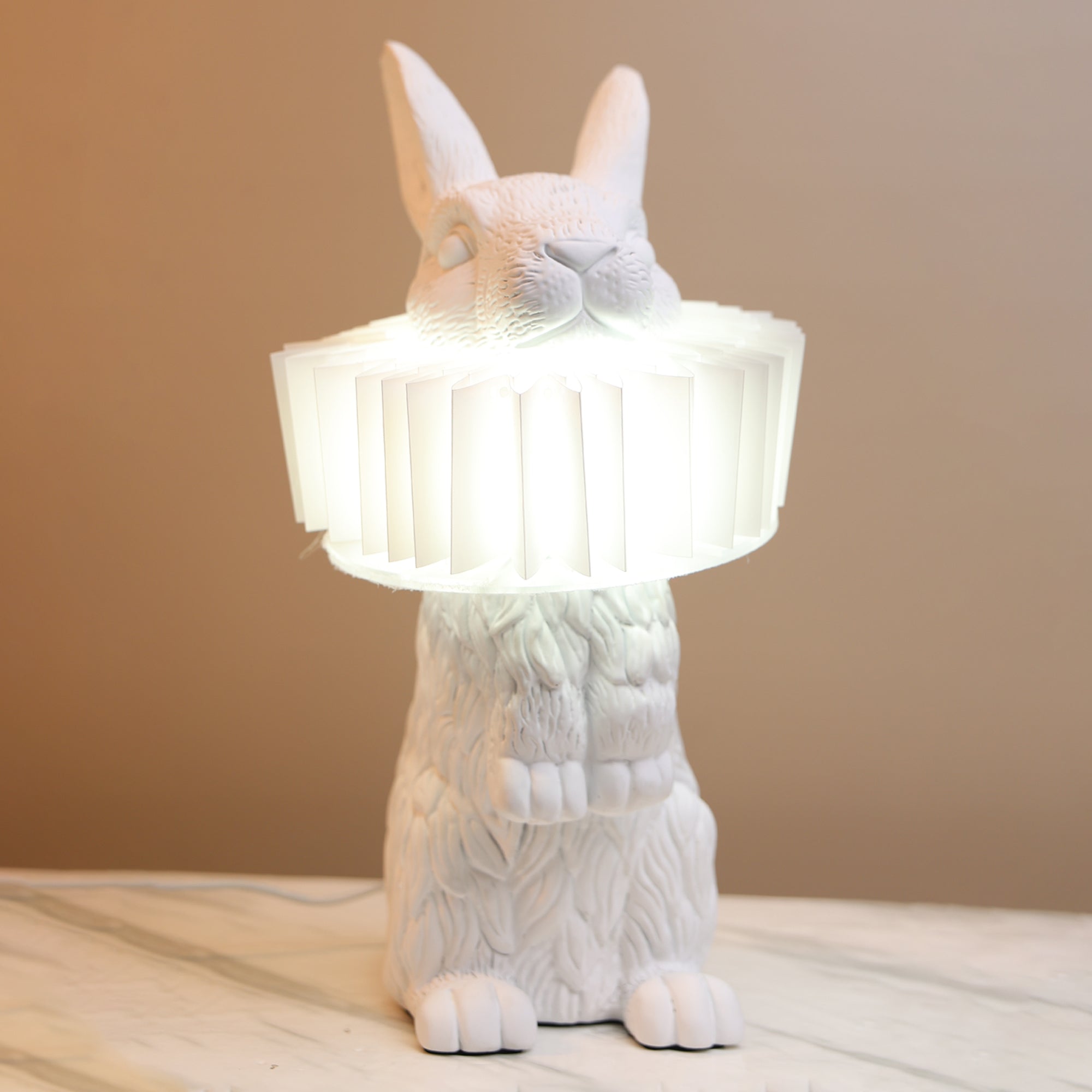 Charming Rabbit Lamp