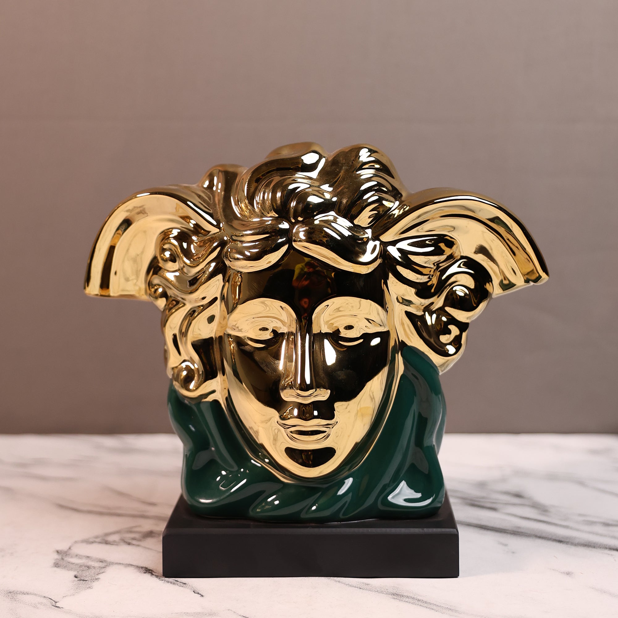 Medusa Face Décor & Vase