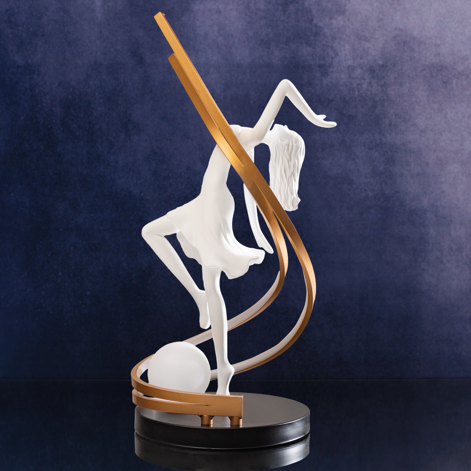 Dancing Girl Decor Lamp