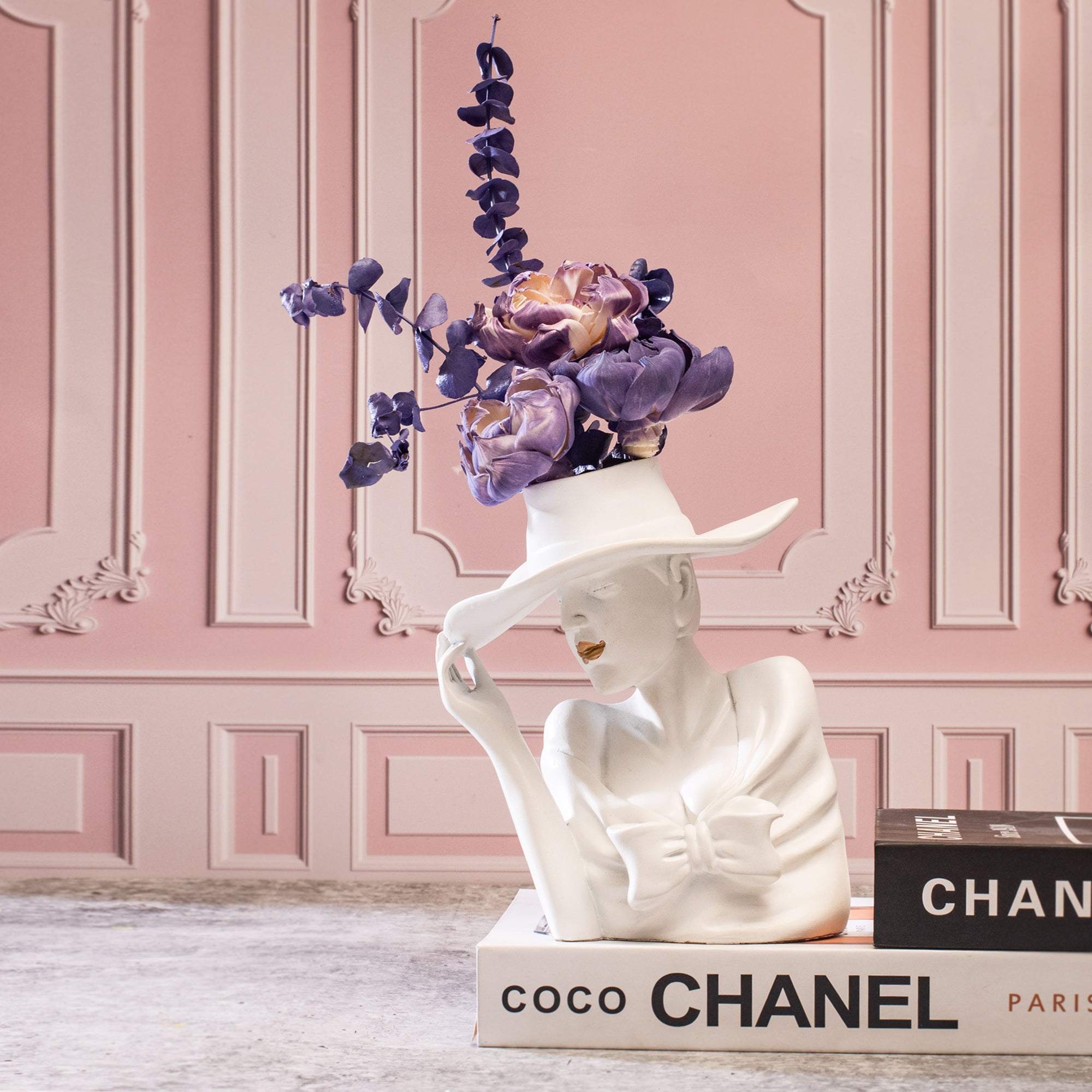 LADY HAT HANDMADE VASE