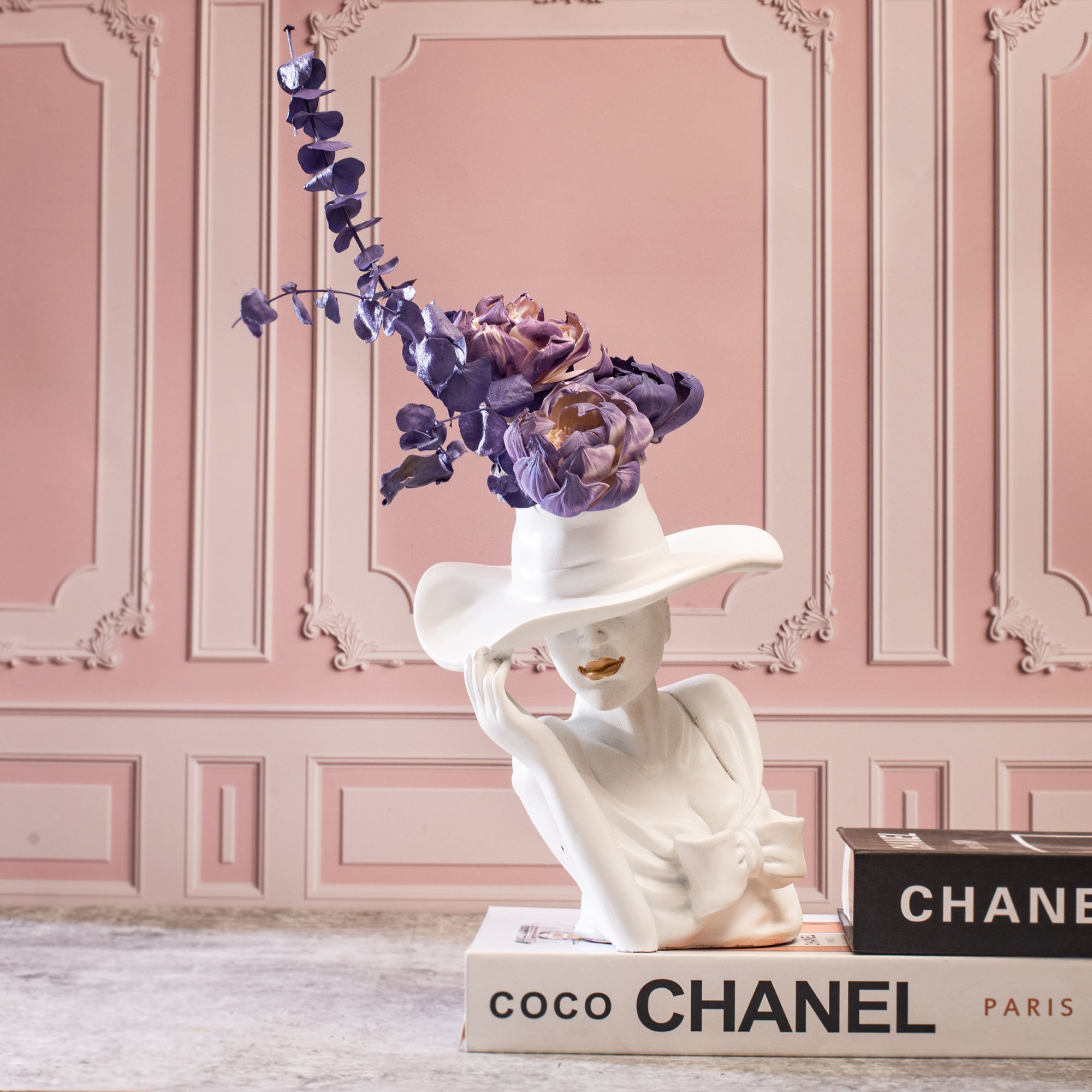 LADY HAT HANDMADE VASE