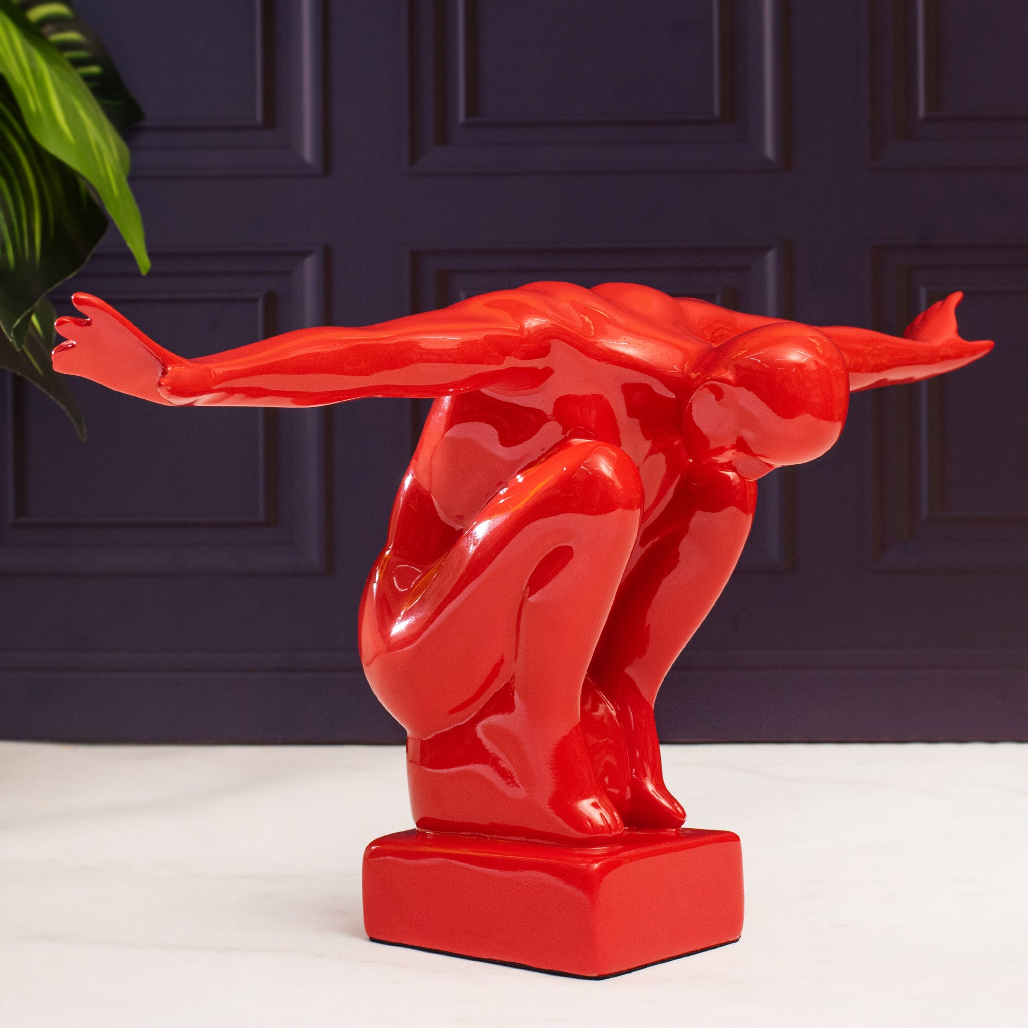 Silent Power In Red Decor