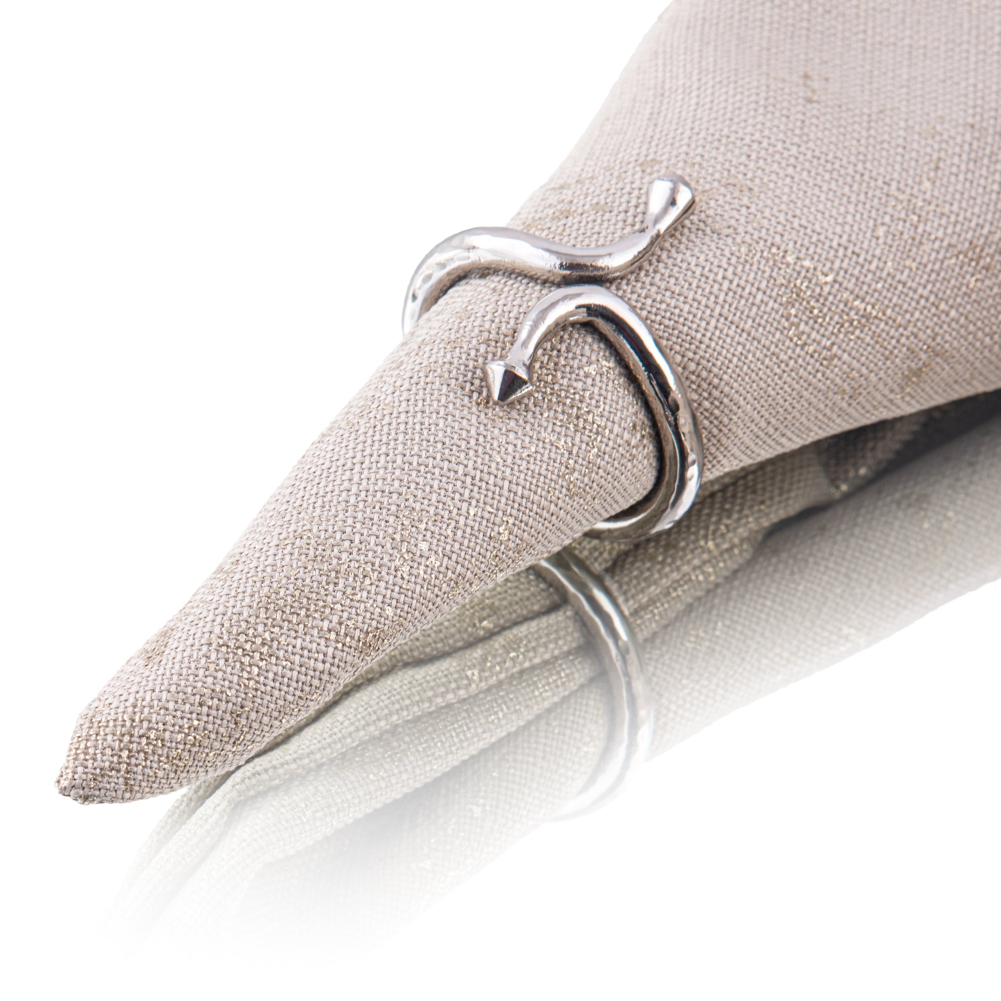 HAMMERED SHAPE NAPKIN RING - Set Of 6