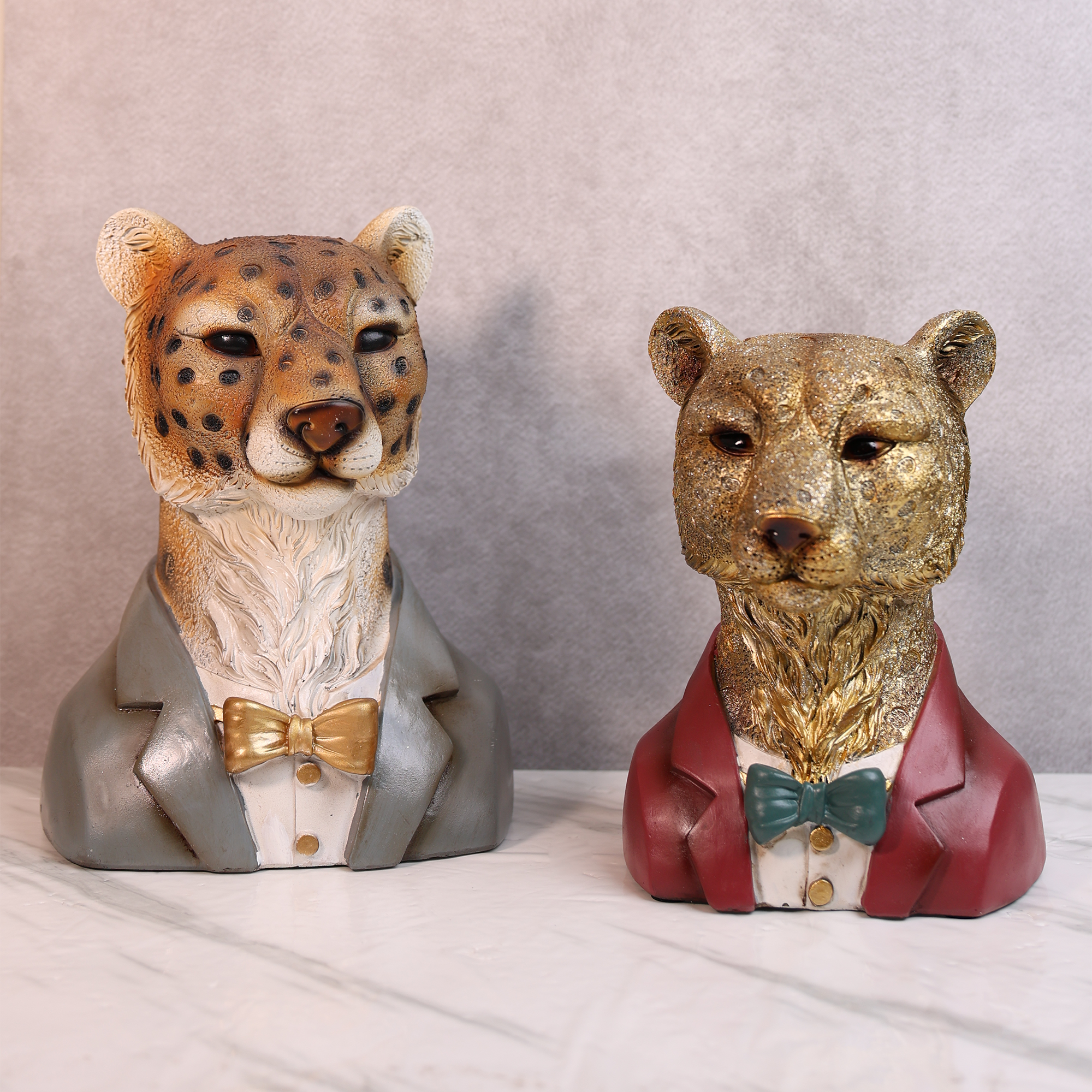 Leopard Family Sculpture Decor