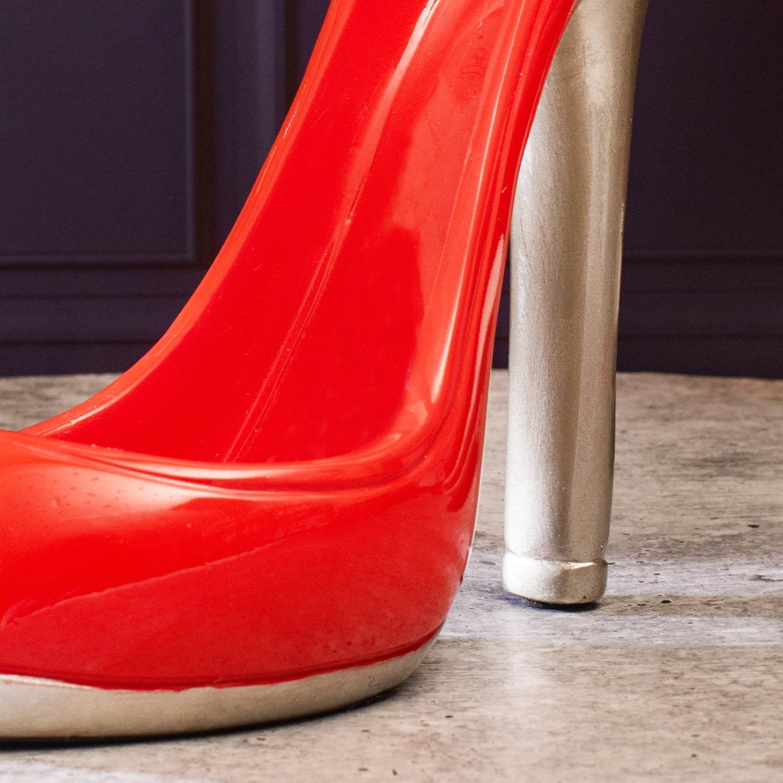 Stiletto Bottle Holder