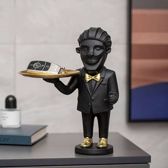 Monkey Butler with Serving Tray Decor