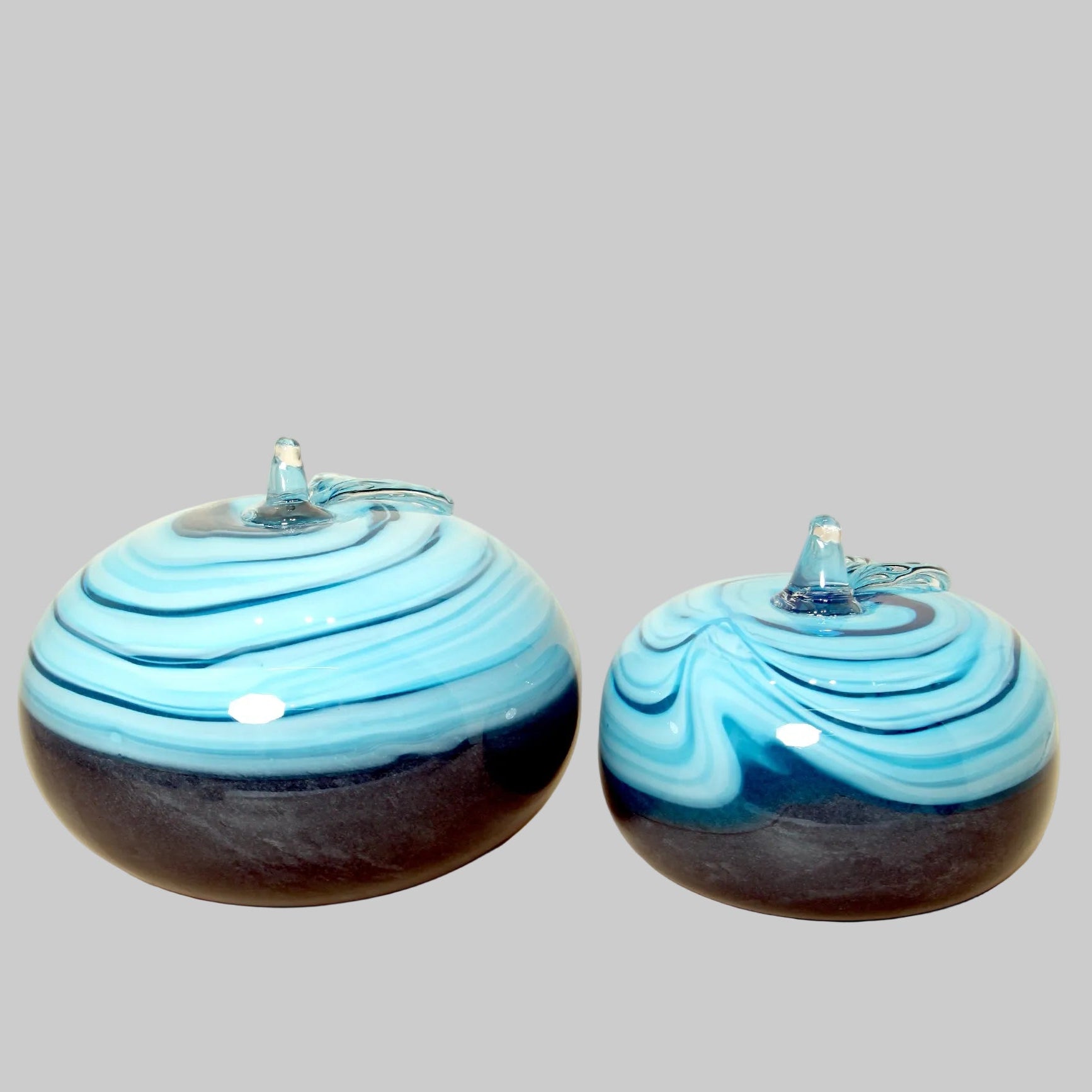 LuxeGlow Crystal Apple