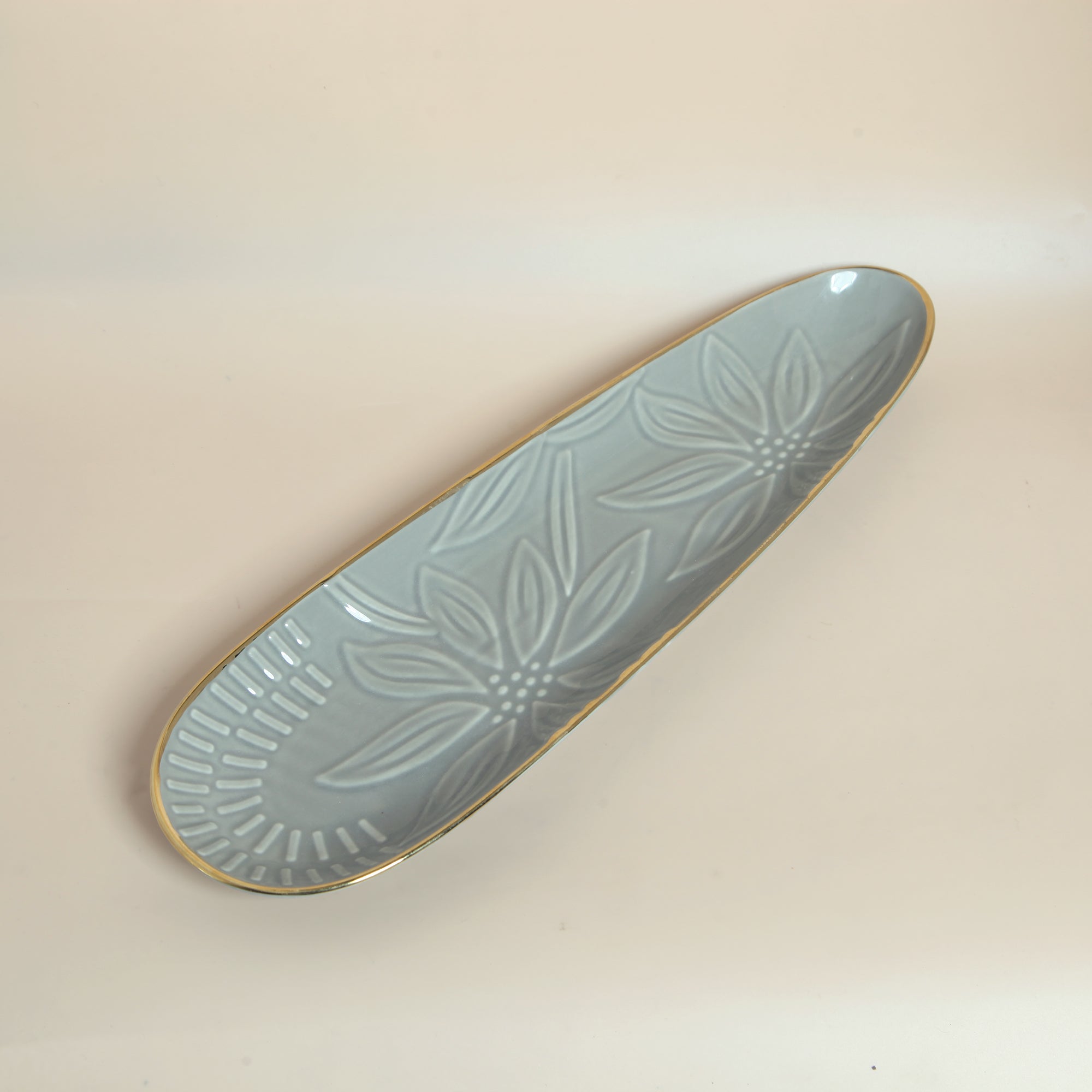 OVAL SERVING PLATTER