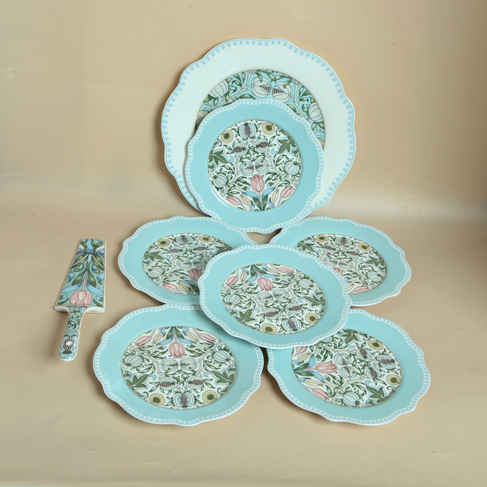 Graceful Bloom Dineware