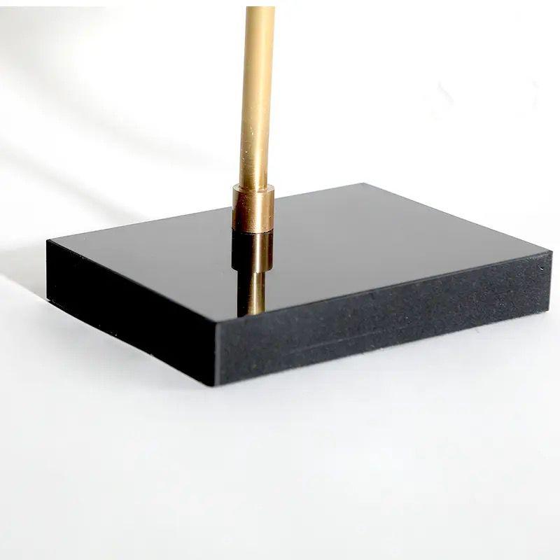 LUXURY FLYING HORSE TABLE DECOR - Smokey Cocktail