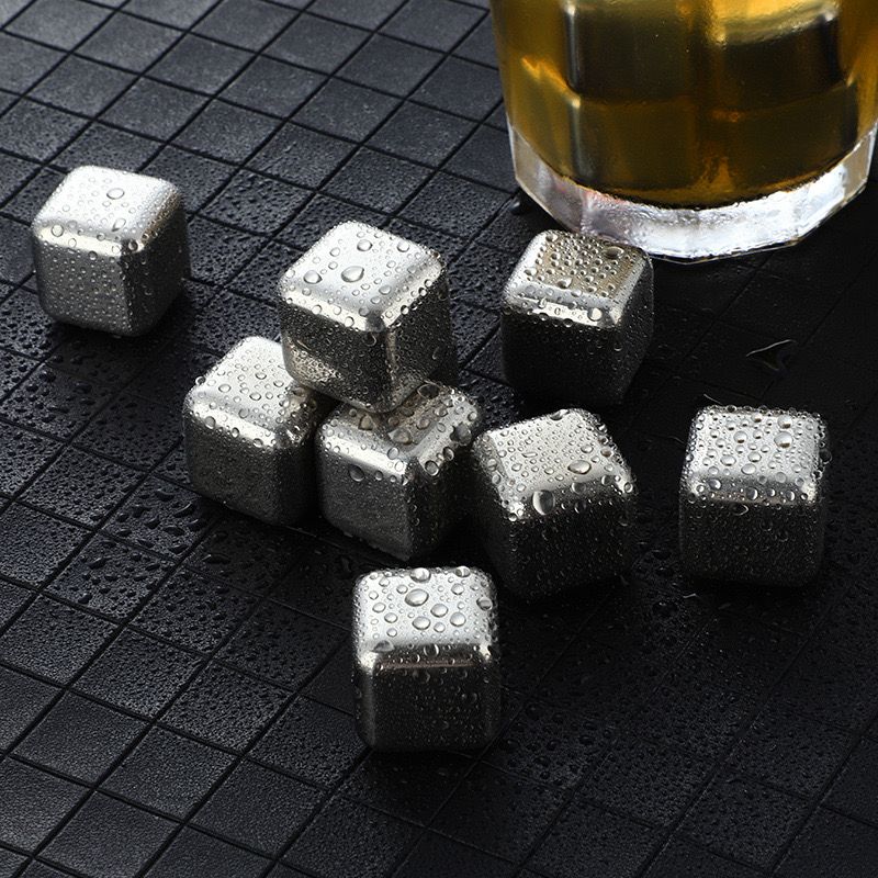 CHILLING STEEL ICE CUBES