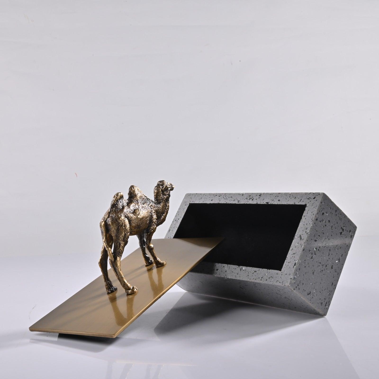 DECORATIVE BRASS STORAGE BOX - Smokey Cocktail