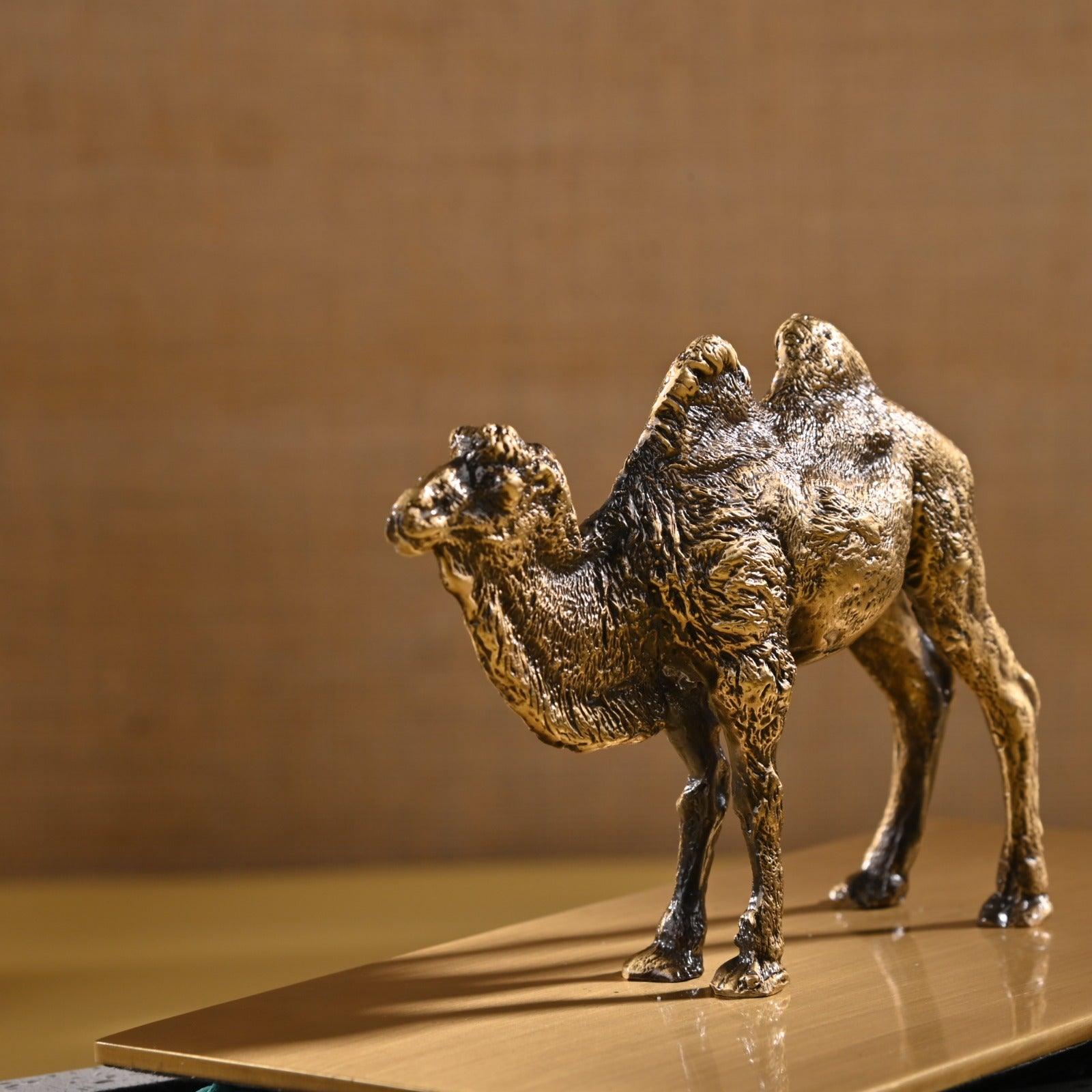 DECORATIVE BRASS STORAGE BOX - Smokey Cocktail