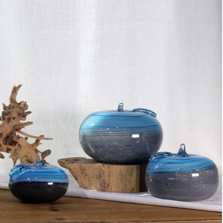 LuxeGlow Crystal Apple