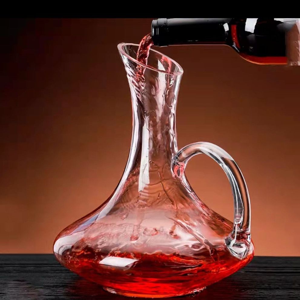 Classic Curve Wine Decanter