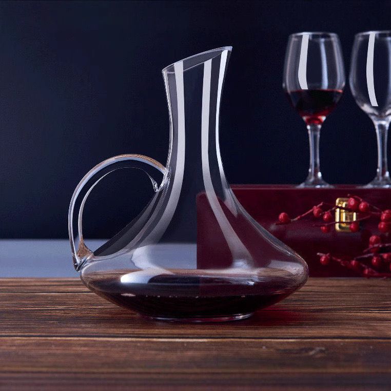Classic Curve Wine Decanter