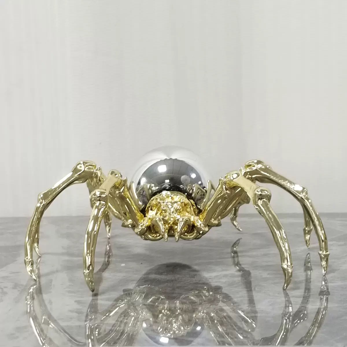 Metallic Spider Accent - PreBook Only