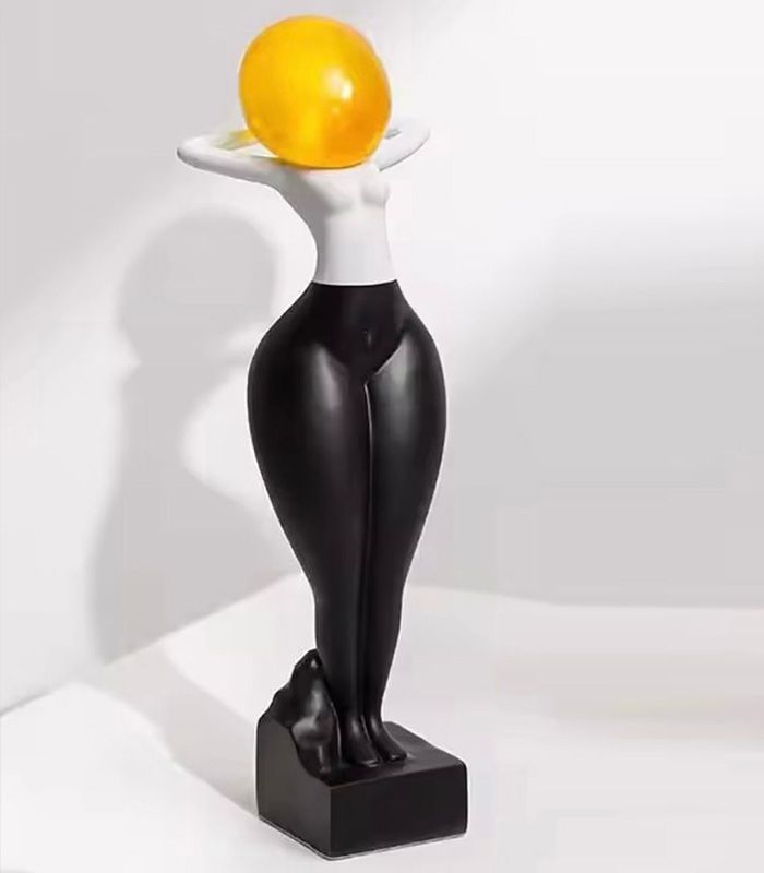 Graceful Curved Art Sculpture