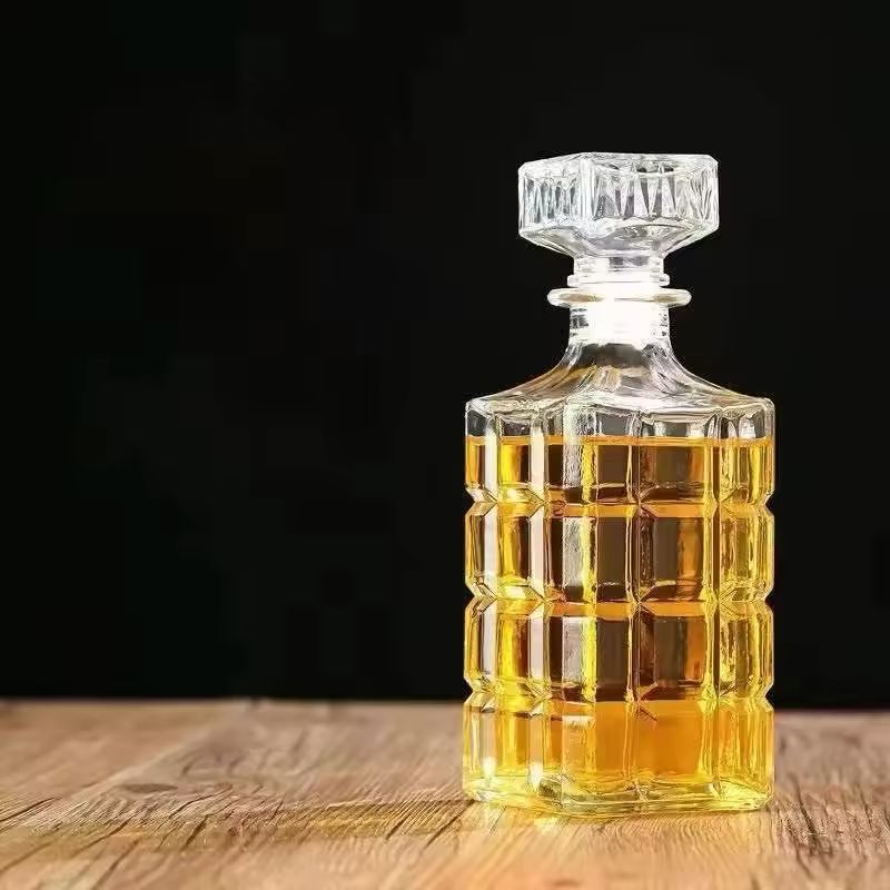 Classic Square Spirits Decanter