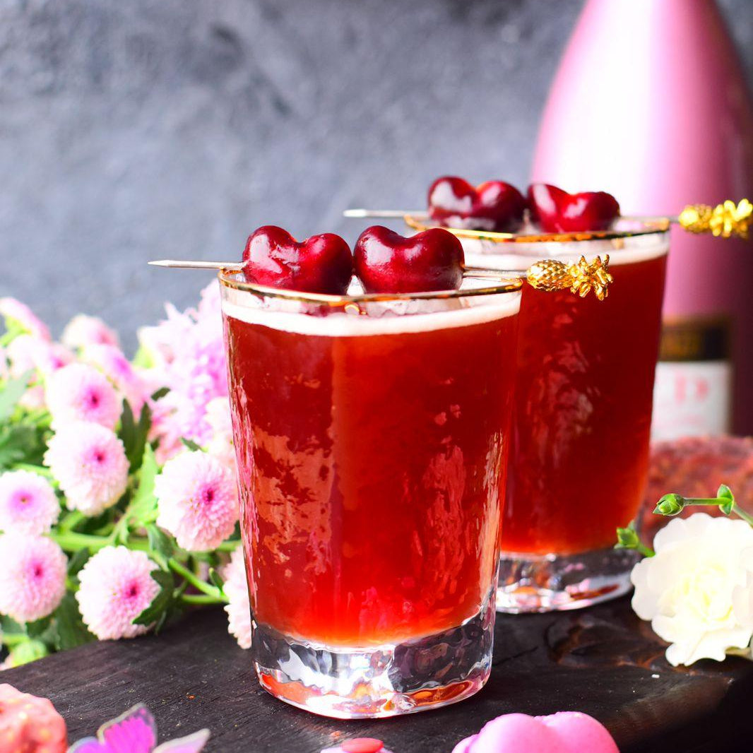 Cocktail Glass Set | Divine Glass With Gold Rim - Set Of 2