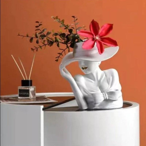 LADY HAT VASE - Smokey Cocktail