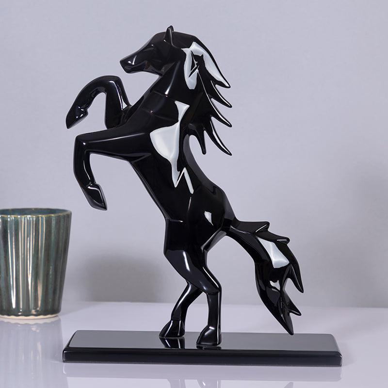 REARING HORSE - Smokey Cocktail