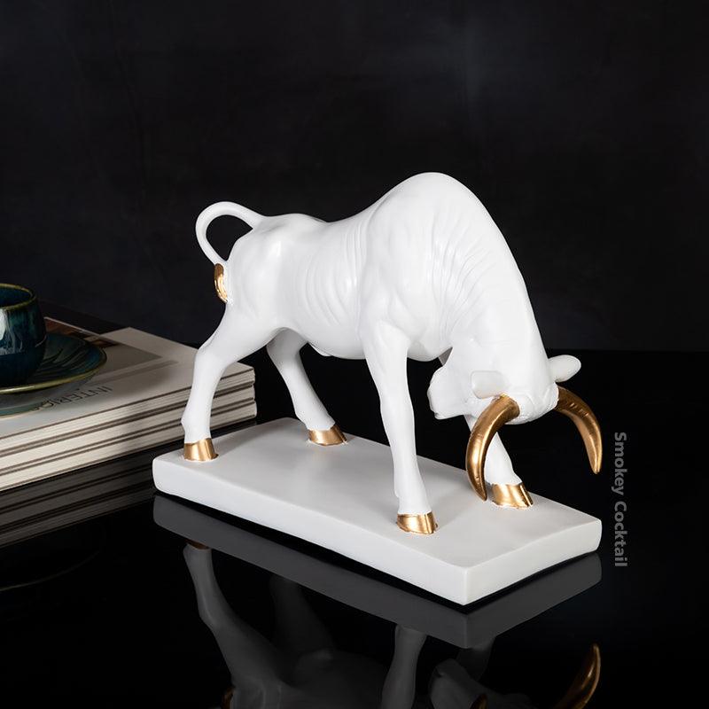 BULL SCULPTURE - Smokey Cocktail